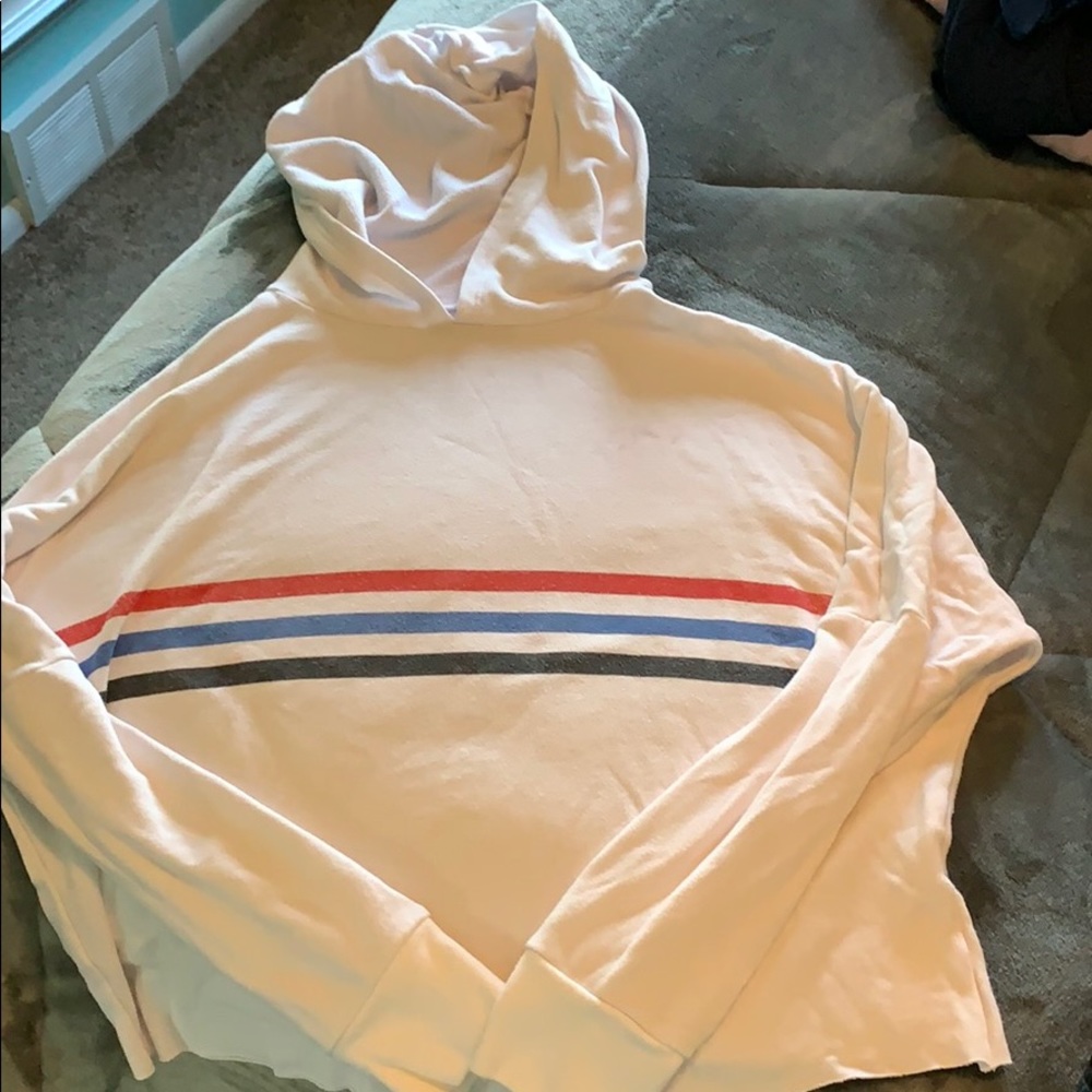 soft, super comfy and light hooded long sleeve